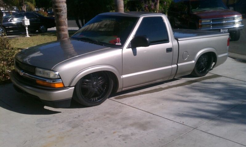 Daily Driver 2000 S10 On Bags Layitlow Com Lowrider Forums