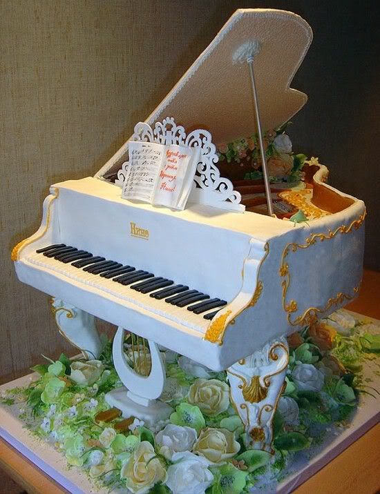 pianocake.jpg