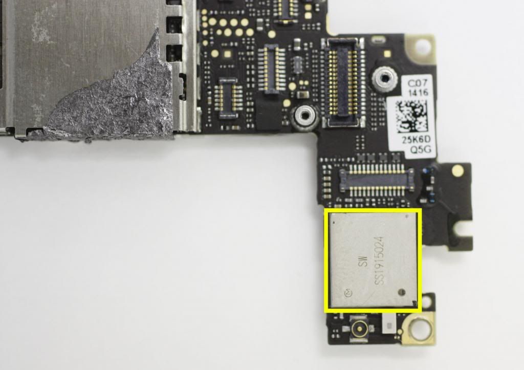 2347657_iphone-4s-mainboard3-thumb_zpsd5