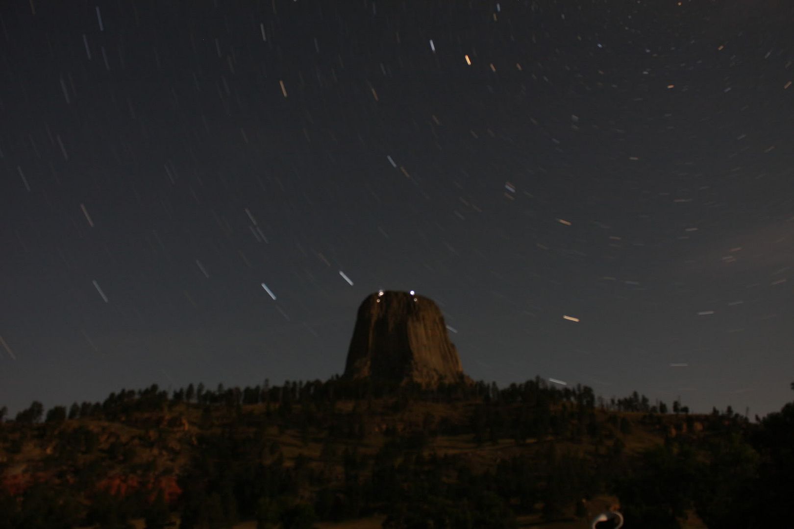 Devils+tower+night