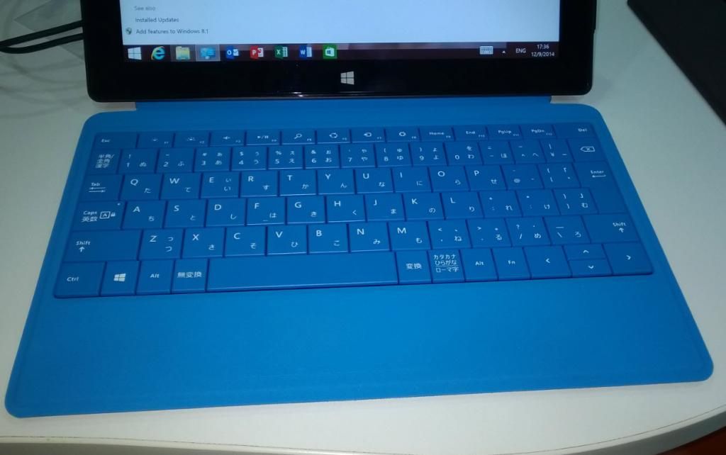 Dư không dùng nên bán 1 cái type cover 2 của Microsoft Surface/Surface Pro 1,2 giá rẻ