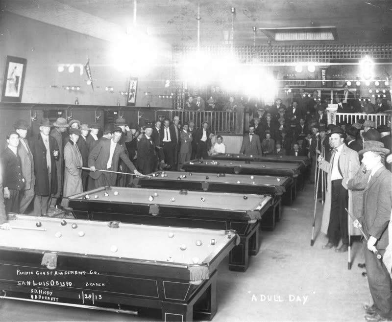 pool-hall-1913-s.jpg