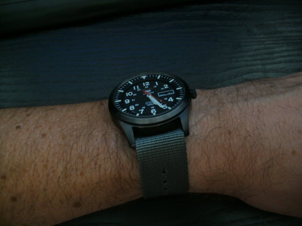 seiko 5 leather strap