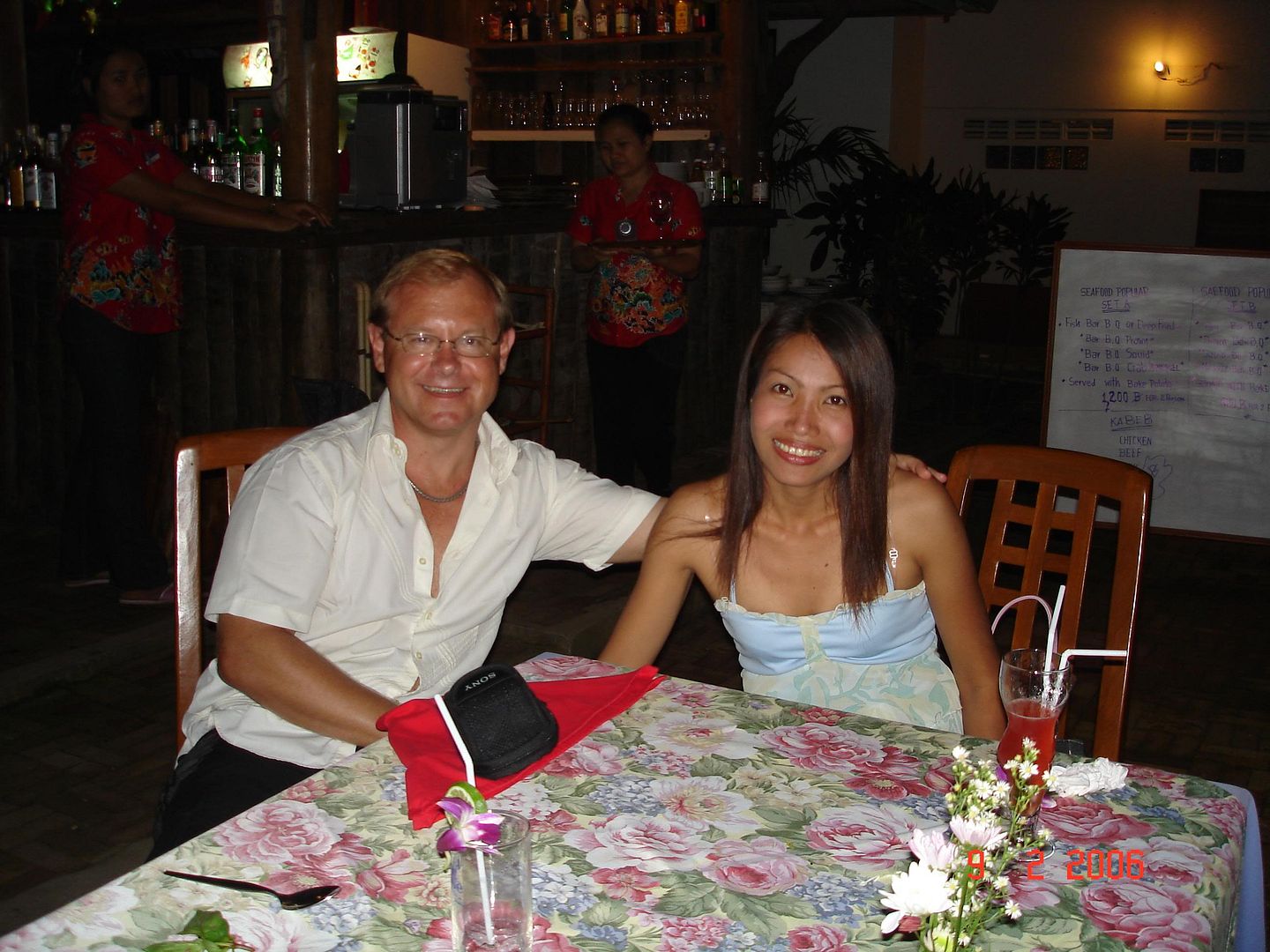 http://i67.photobucket.com/albums/h300/Wilso38/Nee%20and%20Me/17f4549e.jpg