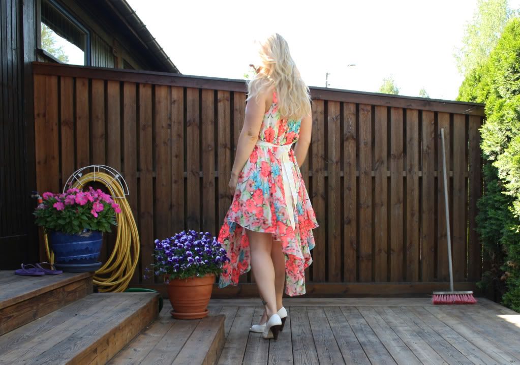 gina tricot sommerkjole
