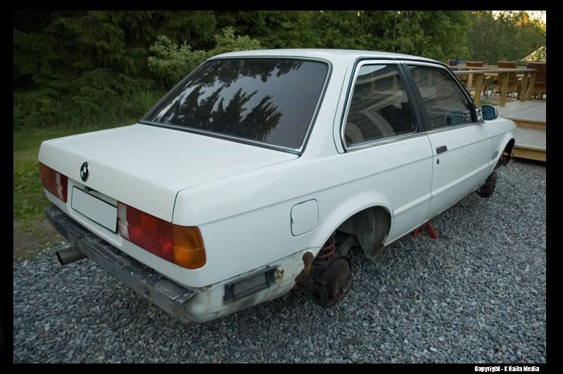 http://i67.photobucket.com/albums/h312/Fugge/E30PROJEKT/Projekt/nerplockning1/20.jpg