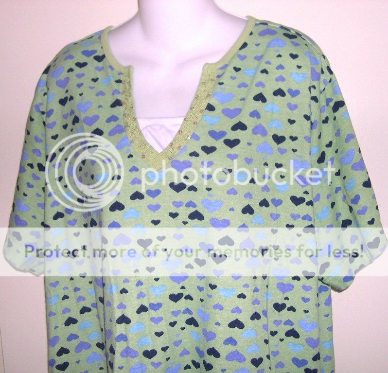 Spectra green embellished cotton shirt w/ hearts 2X  